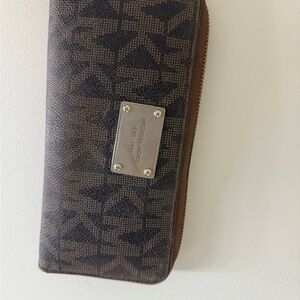 Michael Kors Black and Brown Geometric Wallet